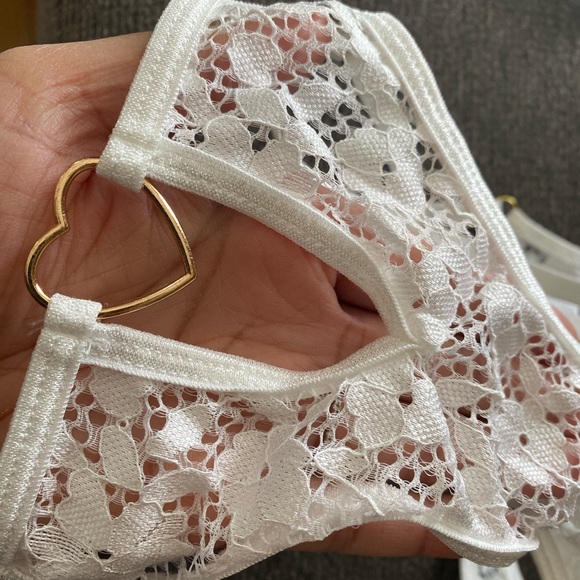 BN, no tags Lacey White Lingerie Set - Picture 10 of 12